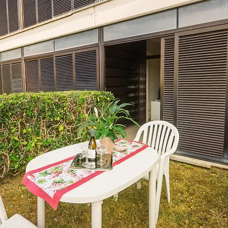 Bilo Standard Garden-14 By Interhome